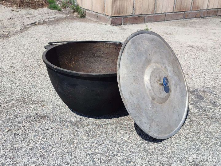 Чугунный казан с дужкой 10 литров