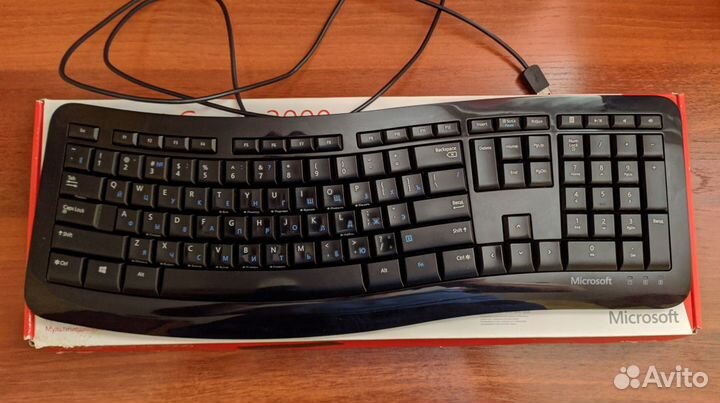 Эргономическая клавиатура Microsoft Curve 3000