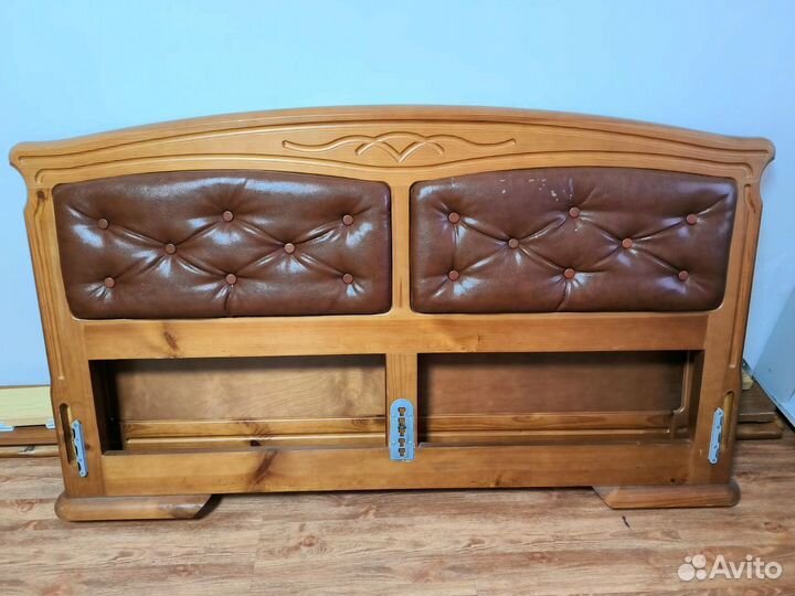 Кровать с матрасом бу