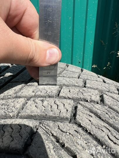 Continental ContiVikingContact 7 235/45 R18