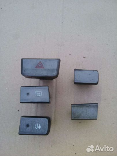 Кнопки панели Hyundai Accent