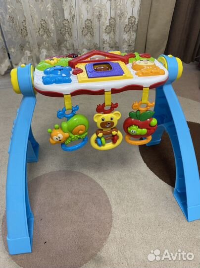Детская развивающая игрушка столик
