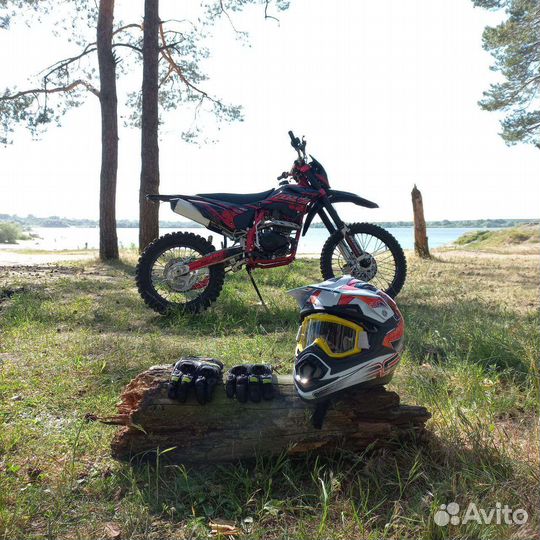 Мотоцикл Bse z10