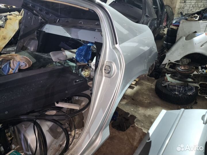 Четверть Peugeot 407 задняя левая