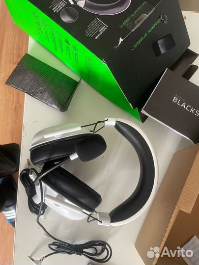 Игровые наушники Razer blackshark v2