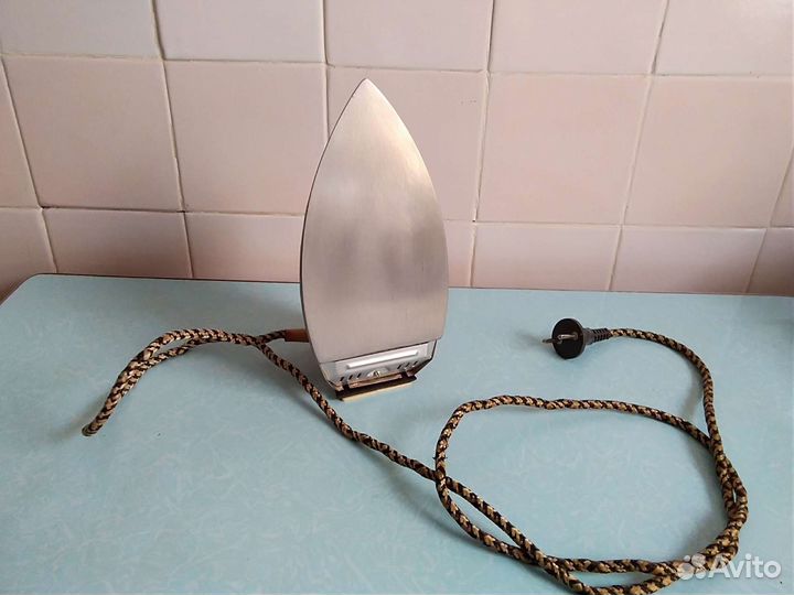 Утюги СССР новые и бу большой выбор