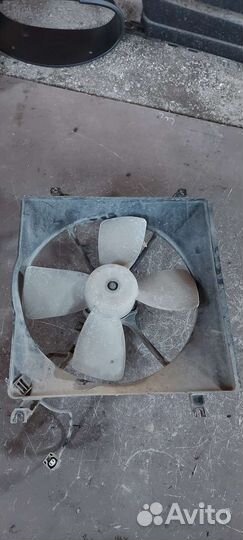 Вентилятор радиатора на Mitsubishi Mirage IV