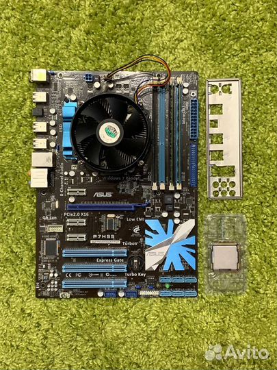 Материнская плата с процессором и памятью