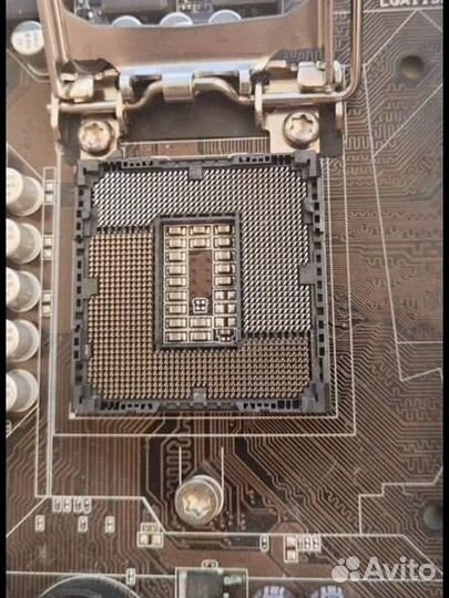 Материнская плата