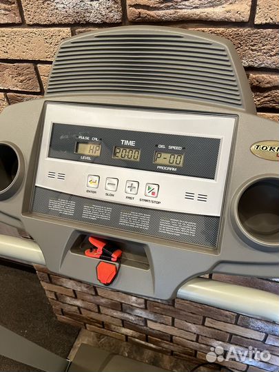 Беговая дорожка Torneo Linia t-203