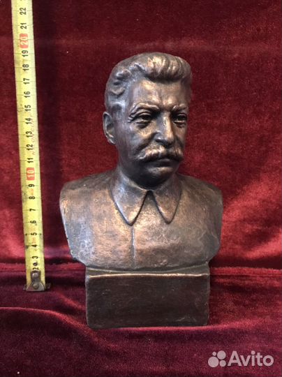 Бюст Сталина 1938 г. М. Дыдыкин СССР, гжель завод
