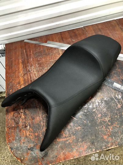 Перетяжка сидений мотоцикла