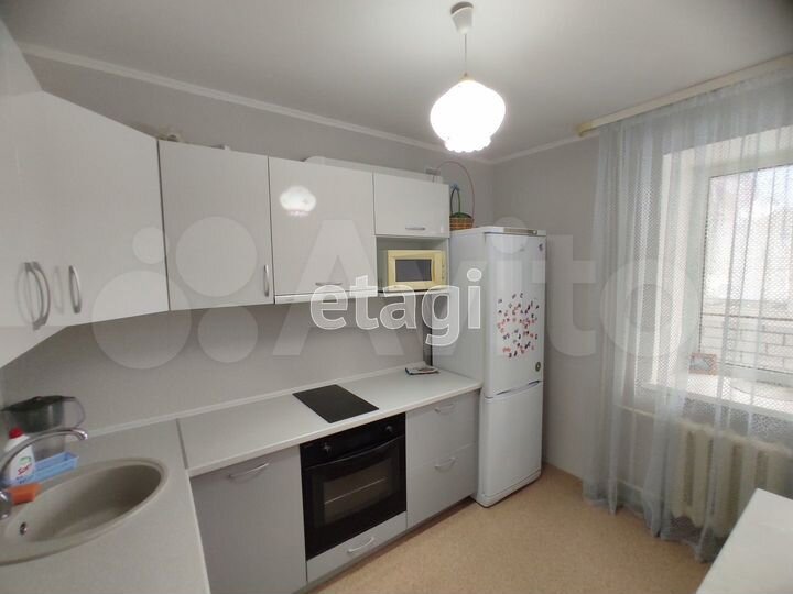 2-к. квартира, 50 м², 6/10 эт.