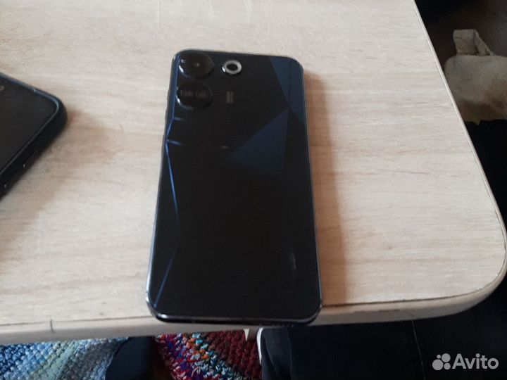 TECNO Camon 20 Pro 5G, 8/256 ГБ