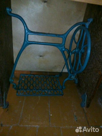 Швейная машина