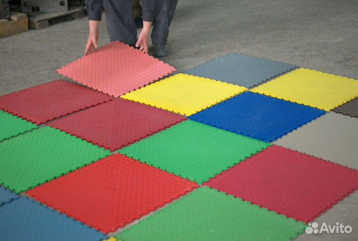 Модульная плитка пвх для гаража арт418