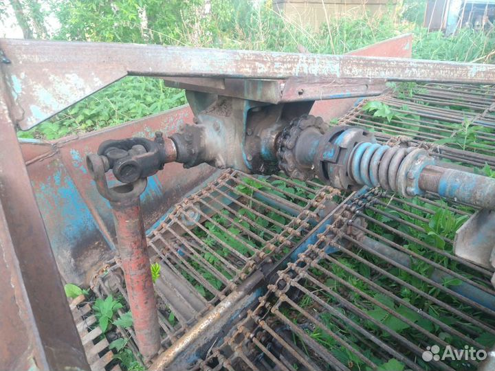 Копатель корнеплодов Агротехника Плюс КН-2.2, 1990