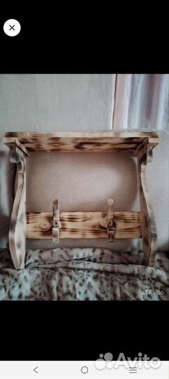 Кашпо, полочки, сувениры из дерева