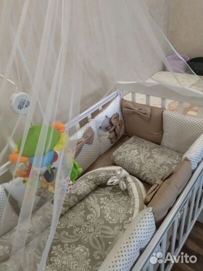 Комплект детского постельного белья в кроватку