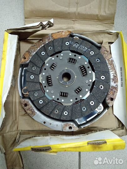 Комплект сцепления 623304960 subaru impreza legacy