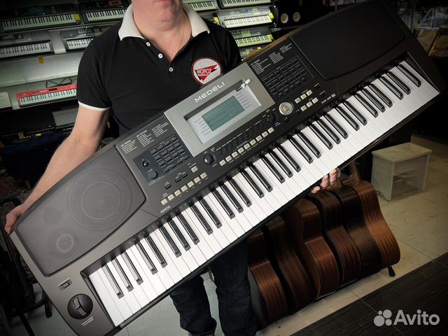 Синтезатор 76 клавиш