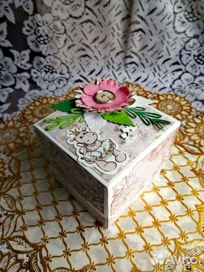 Коробочка с сюрпризом 