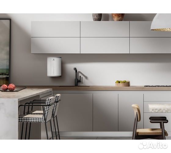 Водонагреватель бойлер Electrolux EWH 10 Genie ECO