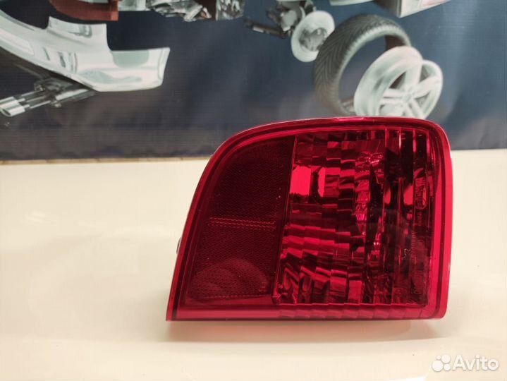 Катафот бампера задн.левый Toyota Land Cruiser 200