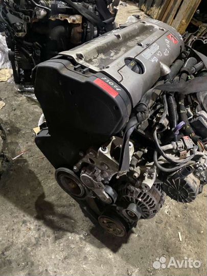 Двигатель к Citroen C4 1 RFN EW10J 2.0