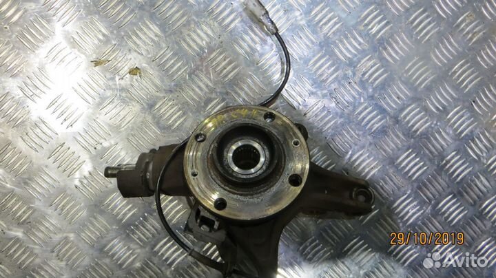 Поворотный кулак Citroen C4 grand picasso