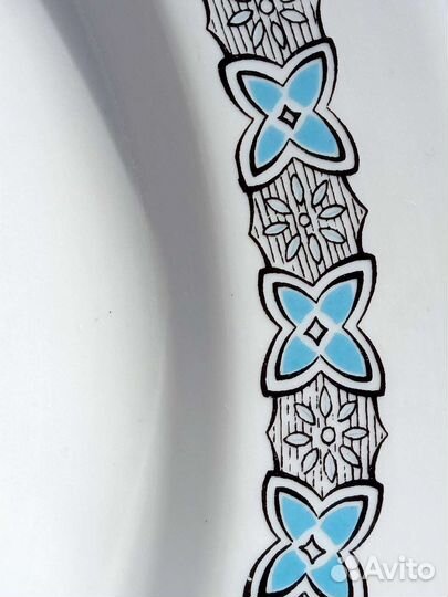 Блюдо фарфоровое большое