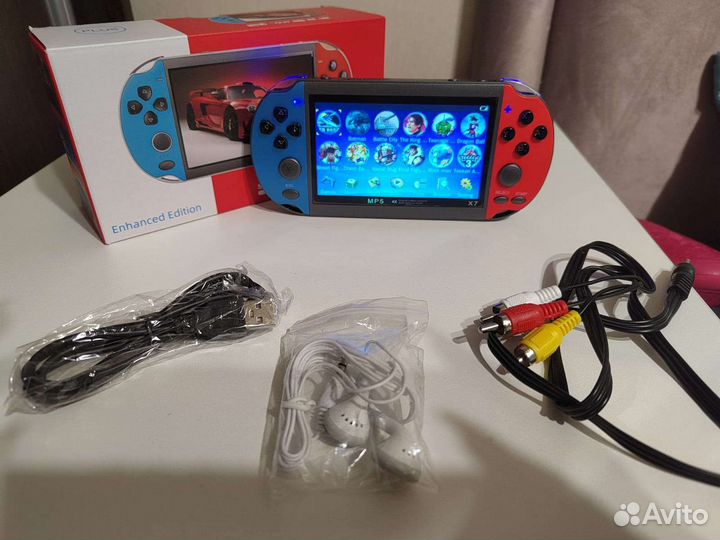 Портативная игровая приставка,консольMP5 X7 10кигр
