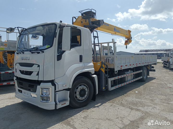 Бортовой грузовик Isuzu Giga (C-series) с КМУ XCMG, 2024