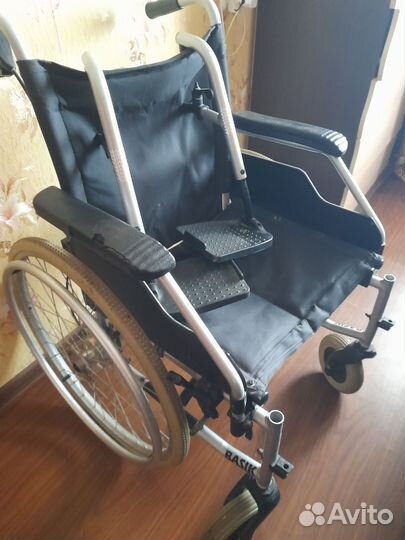Коляска инвалидная