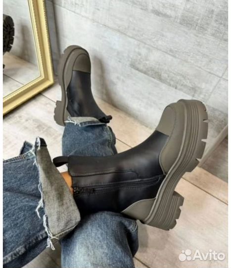 Ботинки женские