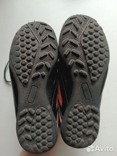 Бутсы кроссовки 32 р