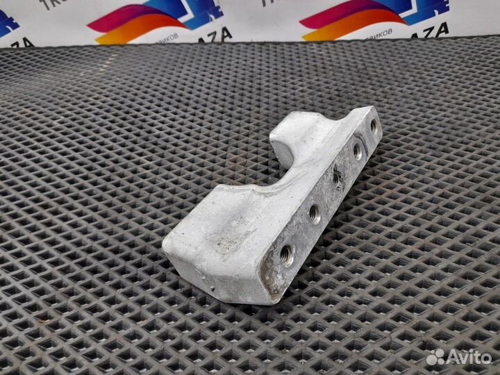 Кронштейн топливного бака Scania 5-series