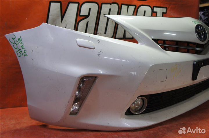 Бампер передний Toyota Prius Alpha ZVW41 2012