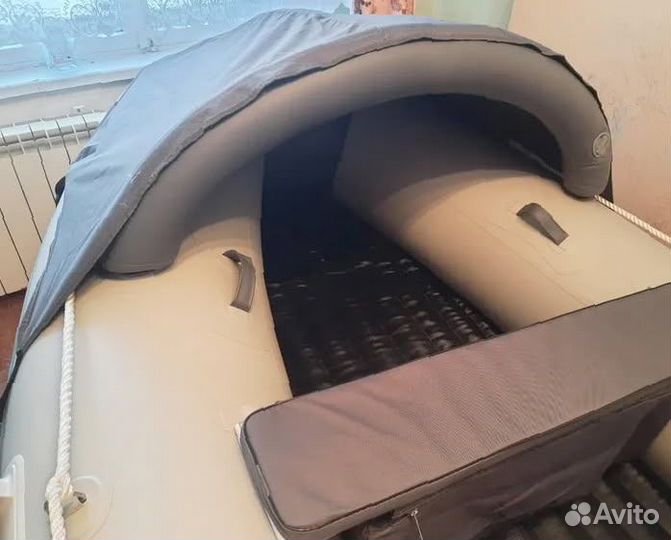 Лодка пвх Gladiator e380Pro