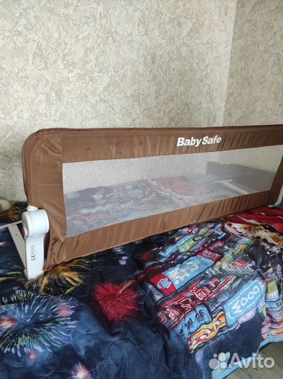 Бортик в кроватку
