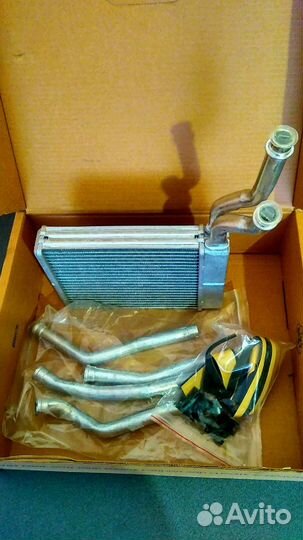 Радиатор печки на Ford и Mazda (Nissens 71770)