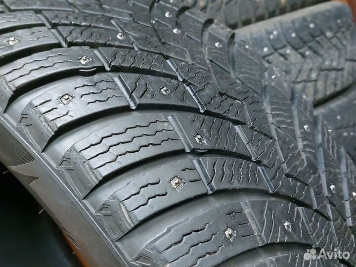 Pirelli Scorpion Ice Zero 2 285/45 R22 114H