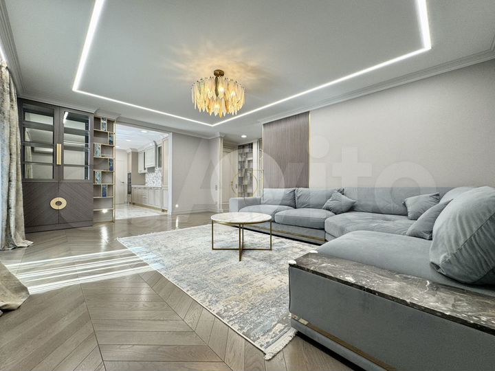 4-к. квартира, 175 м², 15/25 эт.