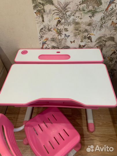 Письменный стол для школьника, 