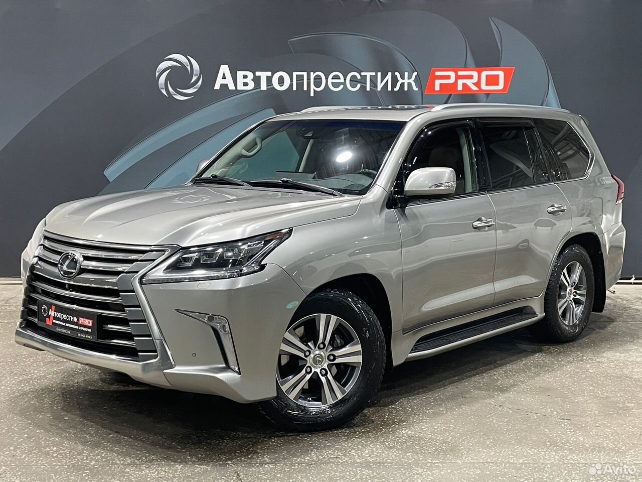 Lexus LX 5.7 AT, 2018, 159 350 км