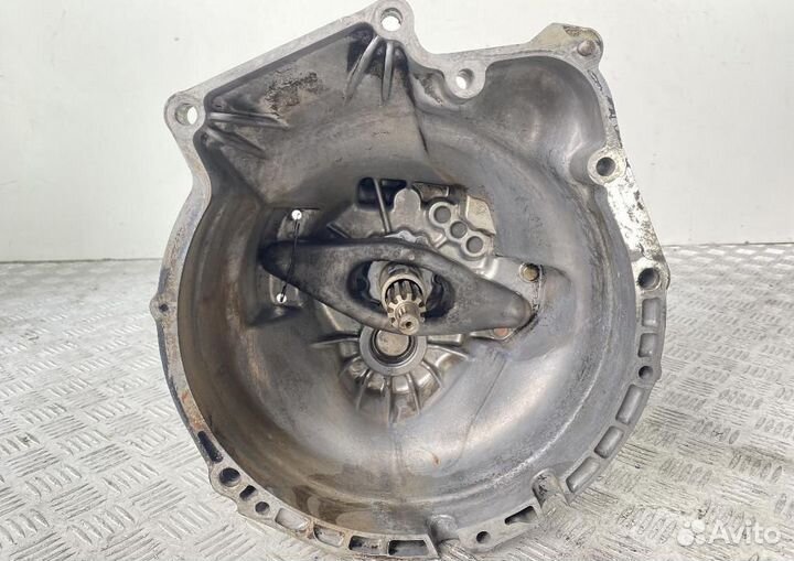 МКПП (механическая коробка переключения передач) B