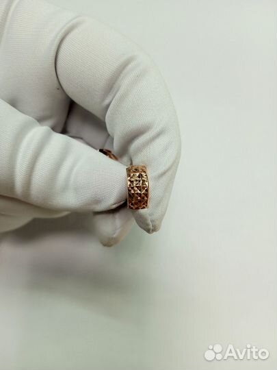 Золотые серьги