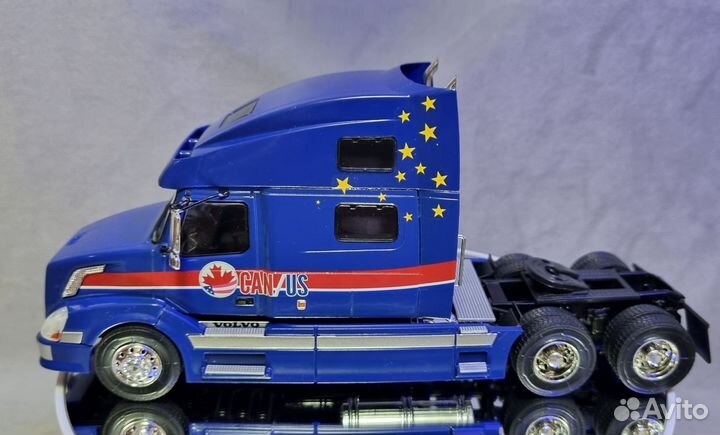 Volvo VN 670 6x4 1998 седельный тягач Altaya 1/43