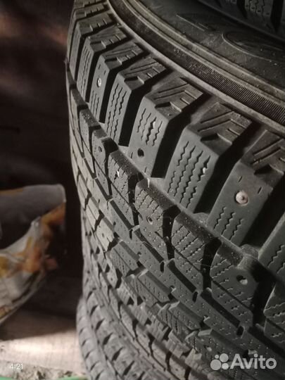 Dunlop SP Winter Ice 01 275/70 R16 114T