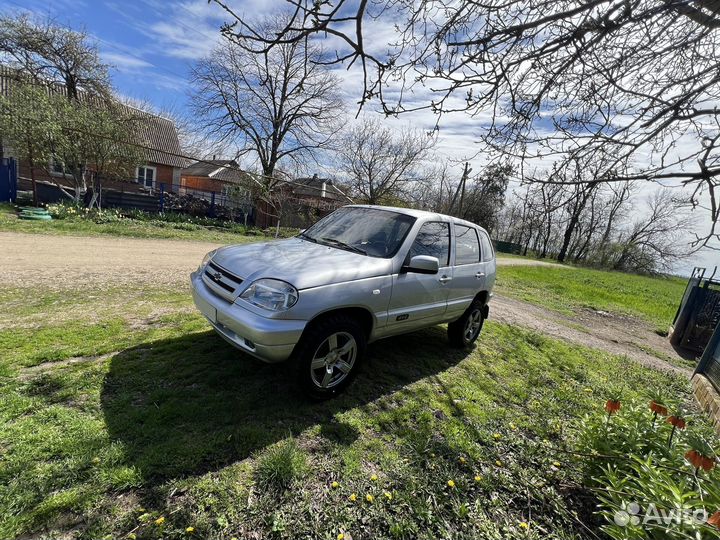 Chevrolet Niva 1.7 МТ, 2004, 118 267 км